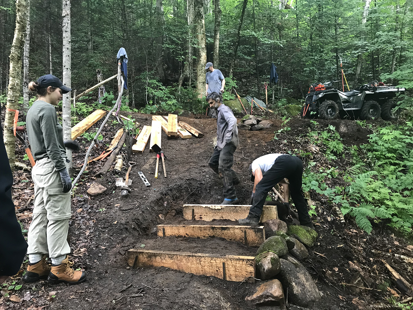 Sentier St Brigitte De Laval  - On Innove Constamment Pour La Mobilité Durable.